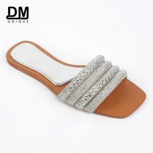 DM sandal selop datar wanita, sepatu dan sandal perempuan terbaru berlian imitasi