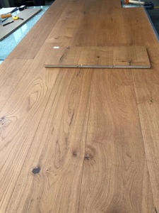 <span class=keywords><strong>Parquet</strong></span> en chêne européen à larges lames sur mesure, système de pose clipsable durable T&G, <span class=keywords><strong>parquet</strong></span> <span class=keywords><strong>massif</strong></span> d'ingénierie au design moderne pour intérieur - Product Image 3