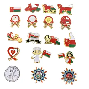 الجملة عالية الجودة عمان اليوم الوطني شعار مخصص لينة المينا معدن الذهب طية صدر السترة شارة بدبوس