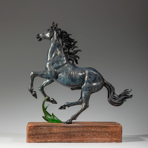 Figurine de cheval en laiton, cuivre et or, artisanale, artistique, pour décoration de bureau, cadeau d'affaires - Product Image 3