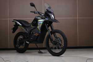 Moto tout-terrain électrique BNK 72V 18kW de haute qualité pour adultes, vitesse maximale de 110 km/h, accélération 0-100 km/h en 7,8 secondes, autonomie de 150 km, indice de protection IP67, moto de luxe - Product Image 3