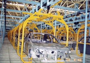Linea di assemblaggio automatica di sospensione per veicoli a nuova energia certificata ISO/CE con servizio a vita e compatibilità 380V/220V - Product Image 2