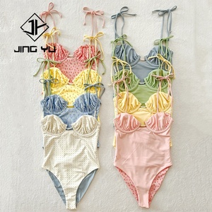 Maillots de bain en gros de haute qualité, imprimés plissés à perles, maillots de bain personnalisés en nylon recyclé pour femmes, une pièce - Product Image 1