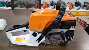 Nueva Motosierra de Gasolina de 58cc y Dos Tiempos, 2.2kW, con Placa Guía 20/22, de Grado Industrial y Doméstico - Product Image 4