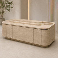 Table de réception en travertin beige naturel sur mesure pour projets d'hôtels et de bureaux de luxe