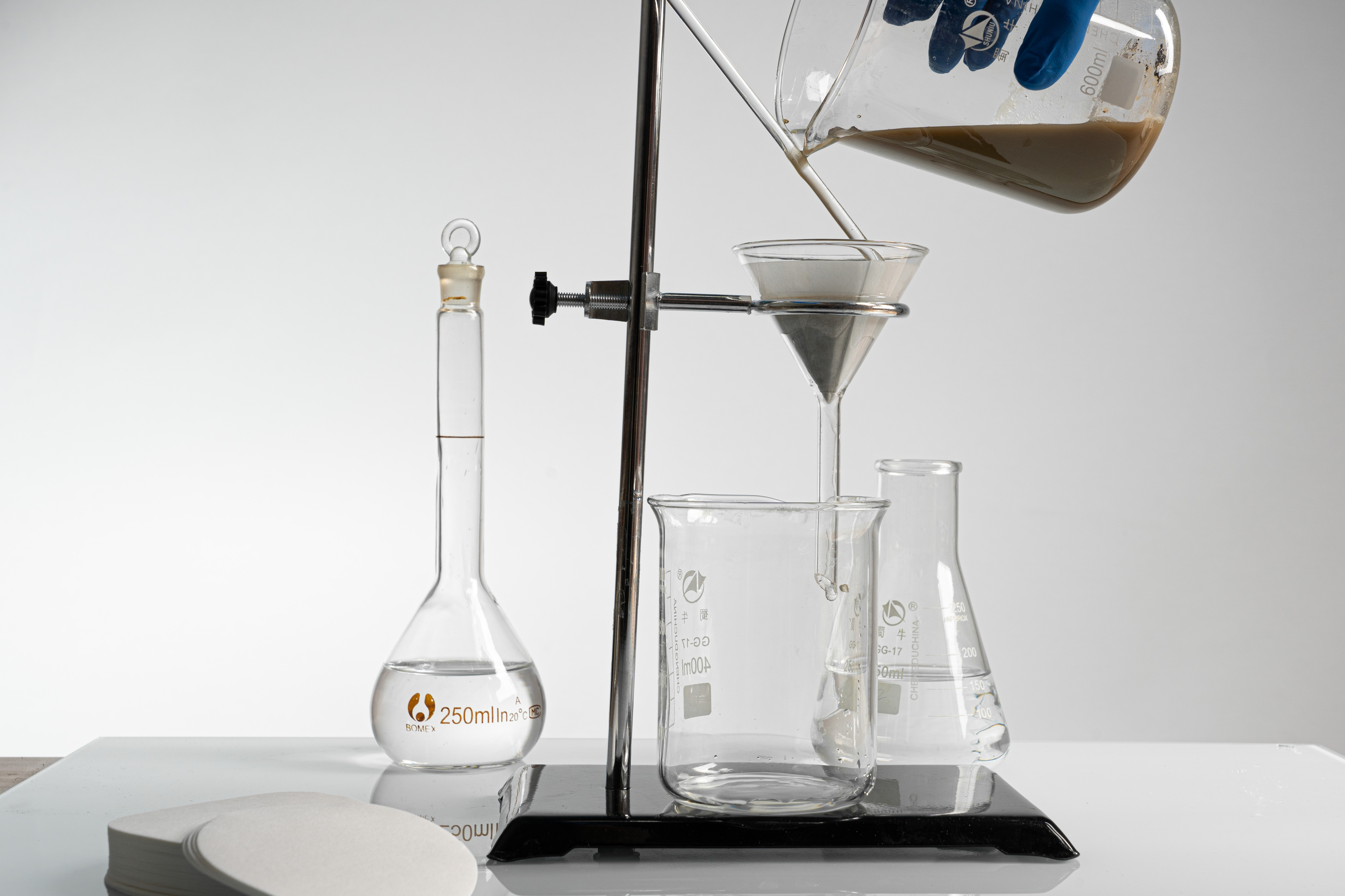 Slow speed qualitative filter paper equivalent to Whatman Grade 6