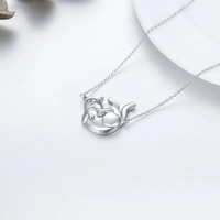 YFN Animal Jewelry Design Collier pendentif chat mignon gravé en argent sterling 925