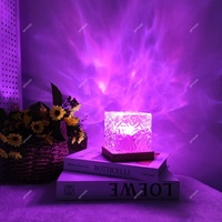 Lámpara de Mesa Proyector de Aurora Boreal Dinámica Recargable, Luces Nocturnas RGB Multicolor con Efecto de Olas Oceánicas para Decoración de Dormitorio