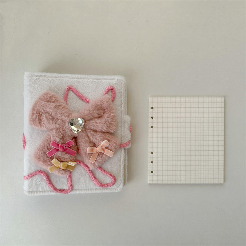 Noeud peluche blanc 80 carreaux