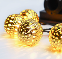 Plateado Marroquí en Forma de Bola Plástico LED Solar Recargable Regulable Lámpara de Jardín Exterior Iluminación Decorativa para Navidad IP44