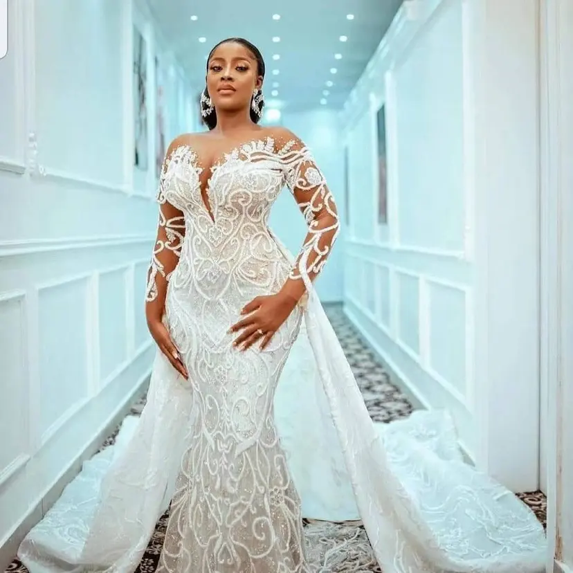 2023 New African Mermaid Slim Wedding Dress Long Sleeve Skin Color Lace Round Neck Ties Bridal Wedding Dress