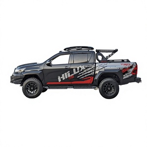 Hilux GR Sport 2024 con Motore Diesel Turbo 2.8L, Cambio Automatico, Portapacchi, Luci LED, Pneumatici R18, Sedili in Pelle - Product Image 1