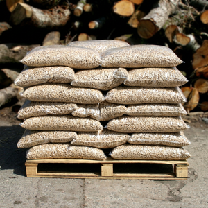 Compre pellets de madera ENplus A1 de primera calidad, un proveedor confiable de gran volumen para importadores europeos a precios de mayorista. - Product Image 1