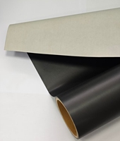 Schwarzer flammhemmender leitfähiger Heißschmelzstoff aus Cu-Ni-beschichtetem Polyester für EMI-Abschirmung, ESD-Erdung und Spaltfüllung.