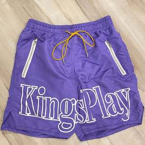 Vente en gros King Play Same Logo personnalisé brodé Respirant à séchage rapide Short de style urbain en polyester/coton pour hommes - Product Image 2