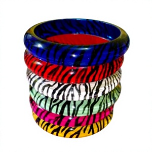 Ensembles de bracelets géométriques en résine acrylique de haute qualité, bracelets faits à la main colorés, bijoux uniques unisexes tendance pour femme, parfaits pour les fêtes - Product Image 3