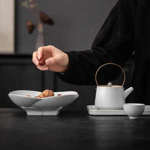 Lotus Shaped Tea <b>Tray</b> <b>Large</b> Ceramic Dessert Plate Retro White Snack Dish For Tea <b>Serving</b> - Product Image 2