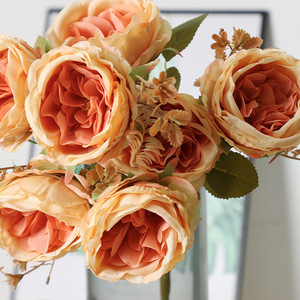 Bouquet de roses en soie Austin, 7 pièces, haute simulation, décoration de mariage, décoration réutilisable pour la maison - Product Image 2