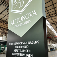 Pylône d'orientation lumineux en aluminium personnalisé avec logo unique pour centre commercial, fabricant OEM, usine commerciale