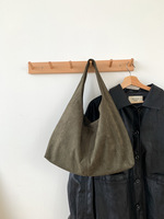 Tas Selempang Wanita Bahan PU Suede Terbaru, Kapasitas Besar, Model Tote Bag untuk Musim Gugur dan Musim Dingin, Penutup Kancing, Tas Ketiak Wanita