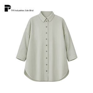 Blusa Oversize con Rayas Verdes, Proveedor OEM de Malasia, Tela Seersucker, Hombros Caídos, Corte Holgado, Top Modesto de Manga Larga para Mujeres Musulmanas - Product Image 1