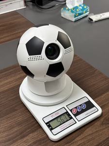 Projecteur intelligent LCD portable GLIWAY 720p en forme de ballon de football pour regarder des matchs de football à la maison ou en camping en plein air - Product Image 3