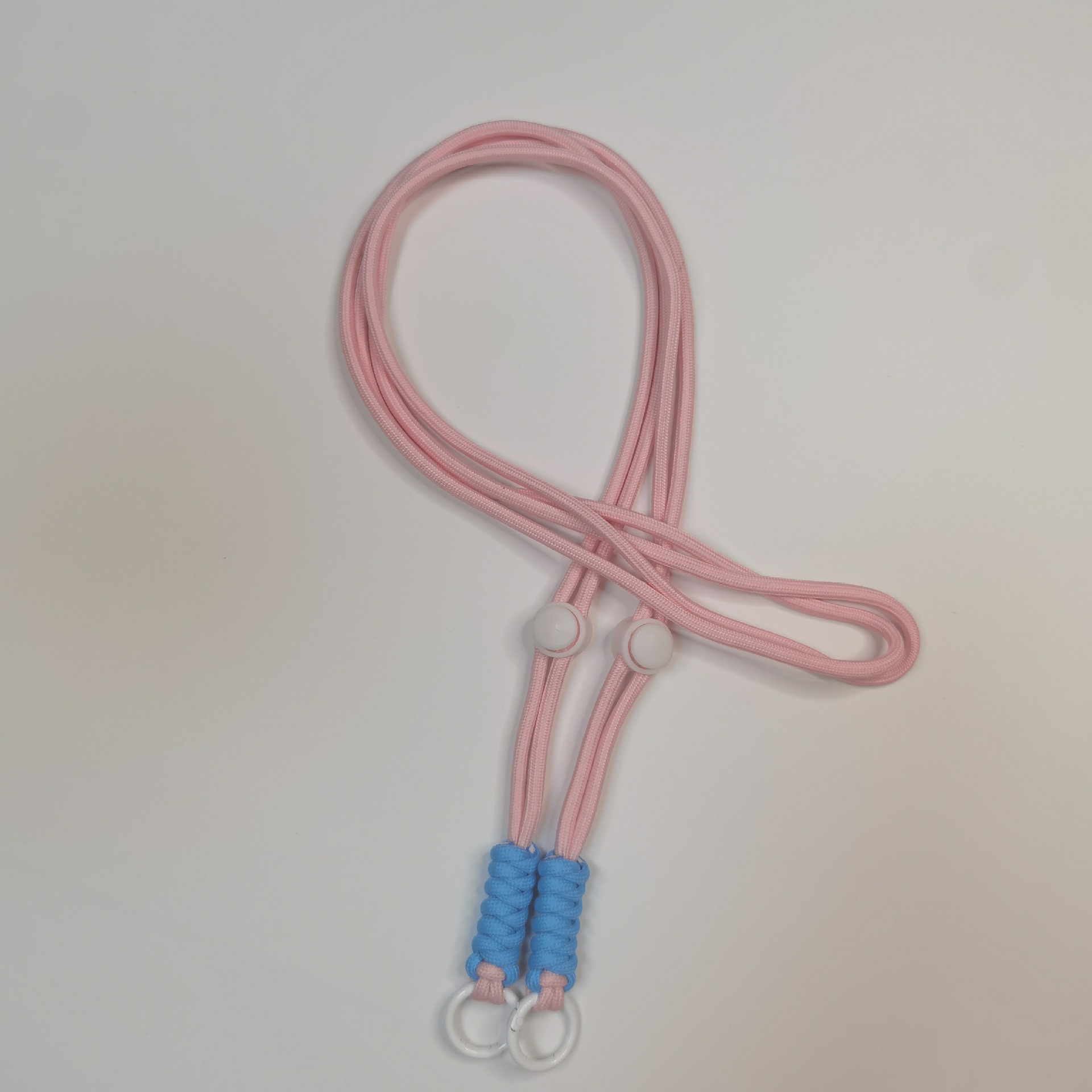 Cravate rose clair bleu