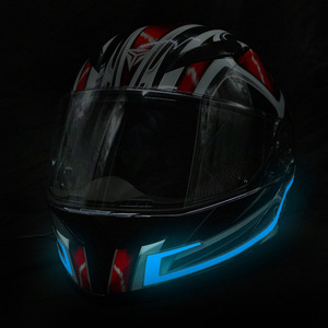 Bande lumineuse clignotante El Tape pour casque Bande LED clignotante Design personnalisé Bande lumineuse pour casque de <span class=keywords><strong>moto</strong></span> avec plusieurs couleurs - Product Image 4