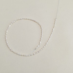Chaîne de perles baroques d'eau douce blanches brillantes double face de 3-4 mm pour collier et bracelet DIY - Product Image 5