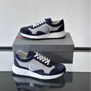 Chaussures pour hommes en dentelle de haute qualité, légères, respirantes, antidérapantes, à la mode, avec empeigne en mesh. - Product Image 1