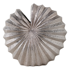 Vaso Rotondo a Forma di Conchiglia in Metallo Alluminio, Vaso Scultoreo per Fiori, Decorazione d'Interni in Stile Costiero Glamour - Product Image 1
