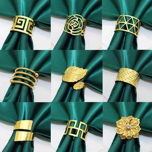 Anneau de <span class=keywords><strong>serviette</strong></span> <span class=keywords><strong>en</strong></span> métal doré pour décoration de table de mariage, motif feuille triangulaire créatif <span class=keywords><strong>en</strong></span> alliage avec <span class=keywords><strong>fleur</strong></span> de perle et <span class=keywords><strong>serviette</strong></span> - Product Image 2