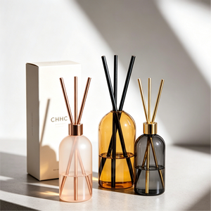 Huile de combustion liquide pour bougies à marque privée, durée de combustion de 8 heures, huile d'aromathérapie pour lampes à bougies rechargeables avec emballage personnalisé - Product Image 1