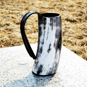 Mug en corne de buffle naturel, poli, de qualité alimentaire, écologique, durable, fait main, moderne, pour boire de la bière, à usage domestique, professionnel et cadeau - Product Image 1