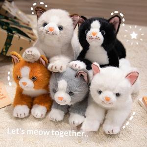 Peluche Gatto Simulato, Giocattolo Morbido a Forma di Gattino Cartoon, Bambola Confortevole con Imbottitura in Cotone PP, Gatto Sdraiato 31-50cm - Product Image 6