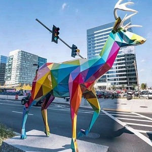 Escultura de ciervo de fibra de vidrio para montar en el suelo, figura de animal para exteriores, para centros comerciales, parques, plazas y áreas de juego infantiles. - Product Image 3