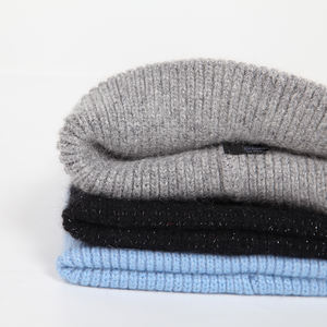 Chapeaux d'hiver de haute qualité, bonnets tricotés promotionnels avec logo personnalisé, casquettes chaudes conçues en usine - Product Image 2