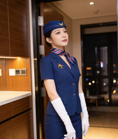 Ensemble d'accessoires de costume d'hôtesse de l'air avec chapeau, écharpe, badge et gants pour déguisement adulte, fête d'Halloween, cosplay