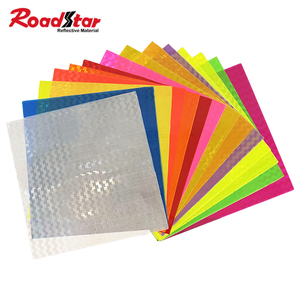 Vinilos de PVC reflectantes de PVC Quanzhou, láminas reflectantes flexibles cuadradas grandes en relieve, lámina reflectante prismática para ropa de trabajo - Product Image 1