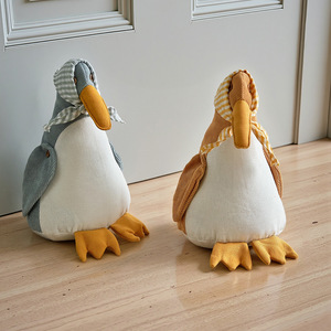 Butée de porte décorative en tissu, motif canard de dessin animé, en forme de pouf de sable fin, animal mignon, coupe-vent, anti-collision, pour usage domestique - Product Image 1