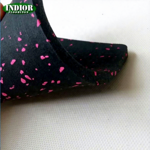 Rollo de Lámina de Goma para Piso de Gimnasio Comercial de 10 mm para Fútbol Sala Emiratos Árabes Unidos - Product Image 1