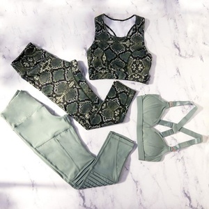 Ropa de Yoga con Estampado de Piel de Serpiente 2020, Ropa Deportiva Transpirable de Dos Piezas para Mujer - Product Image 1