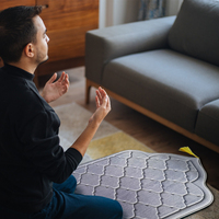 Tapis de prière musulman moderne très doux, coloré, fabriqué à la machine, antidérapant, adapté aux animaux domestiques, lavable, pour mosquée, meilleur prix