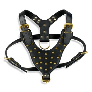 Arnés para perros de raza grande con remaches de cuero <span class=keywords><strong>PU</strong></span> tachonado para perros más grandes Arneses para mascotas - Product Image 3