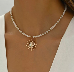 Collier en alliage sportif pastoral fait main avec perles imitation baroque, résine, étoile à cinq branches et papillon pour femme Zooing - Product Image 1