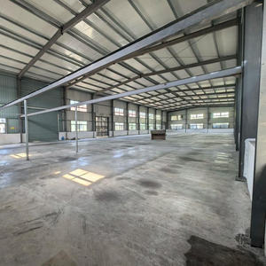 Entrepôt industriel préfabriqué en acier de 60x70m en Éthiopie avec panneaux sandwich PU/PIR pour chambre froide - Product Image 5