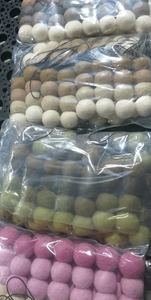 Oem bon marché personnalisé suspendu à la main breloque de voiture pince pour évent accessoire pompon 100% boules de feutre de <span class=keywords><strong>laine</strong></span> diffuseurs d'huile essentielle de voiture - Product Image 5