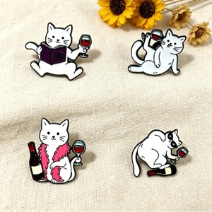 4 スタイル面白いワインエナメルピン亜鉛合金かわいい白い子猫ラペルブローチ漫画動物ジュエリーギフト - Product Image 1