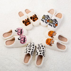 Moda personalizzata OEM zucca Fuzzy croce su pile pelliccia sintetica <span class=keywords><strong>casa</strong></span> inverno Indoor pantofole produttore per donne/coppia/uomo - Product Image 3