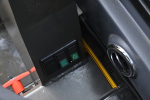 Chargeuse compacte sur chenilles Cougars CG67T fiable avec moteur 75 CV et cabine climatisée pour flottes de <span class=keywords><strong>location</strong></span> d'équipements, certifiée CE - Product Image 2